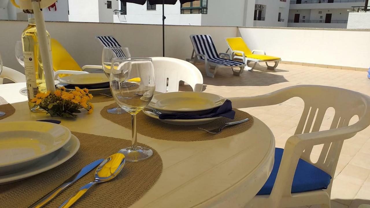 T2 Tahiti - Terraco, Familiar, Garagem, Wifi Lejlighed Quarteira Eksteriør billede