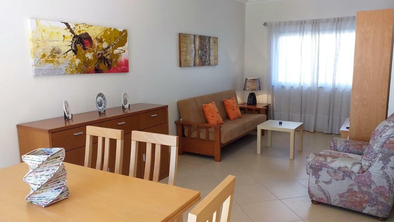 T2 Tahiti - Terraco, Familiar, Garagem, Wifi Lejlighed Quarteira Eksteriør billede